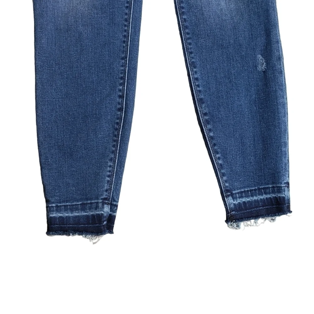🌻SPANX Distressed Denim High Rise Elastic Waist Jeggings, Size M - Picture 7 of 9